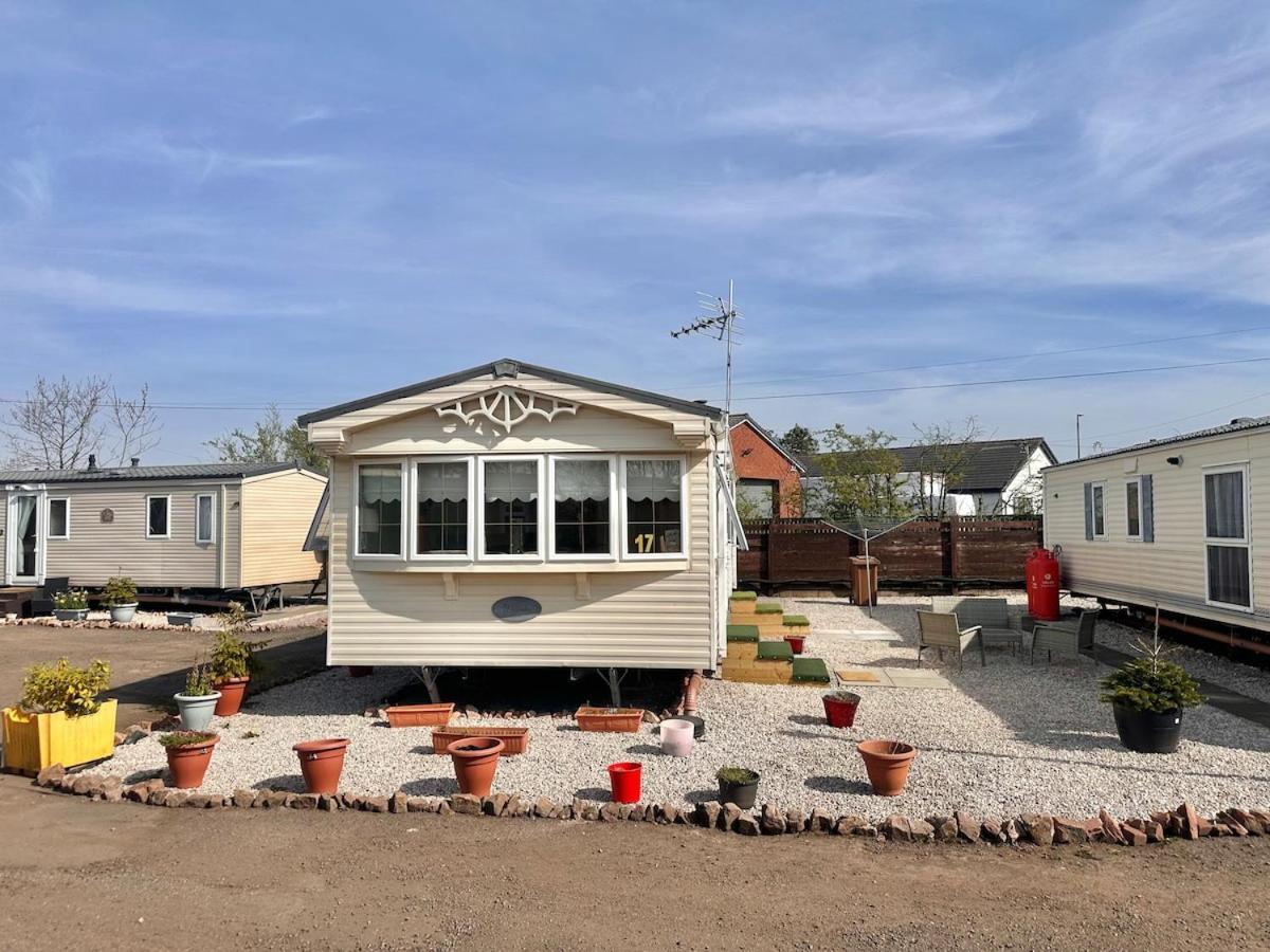 Willerby Granada 2-Bedroom Caravan, Glasgow Uddingston Buitenkant foto
