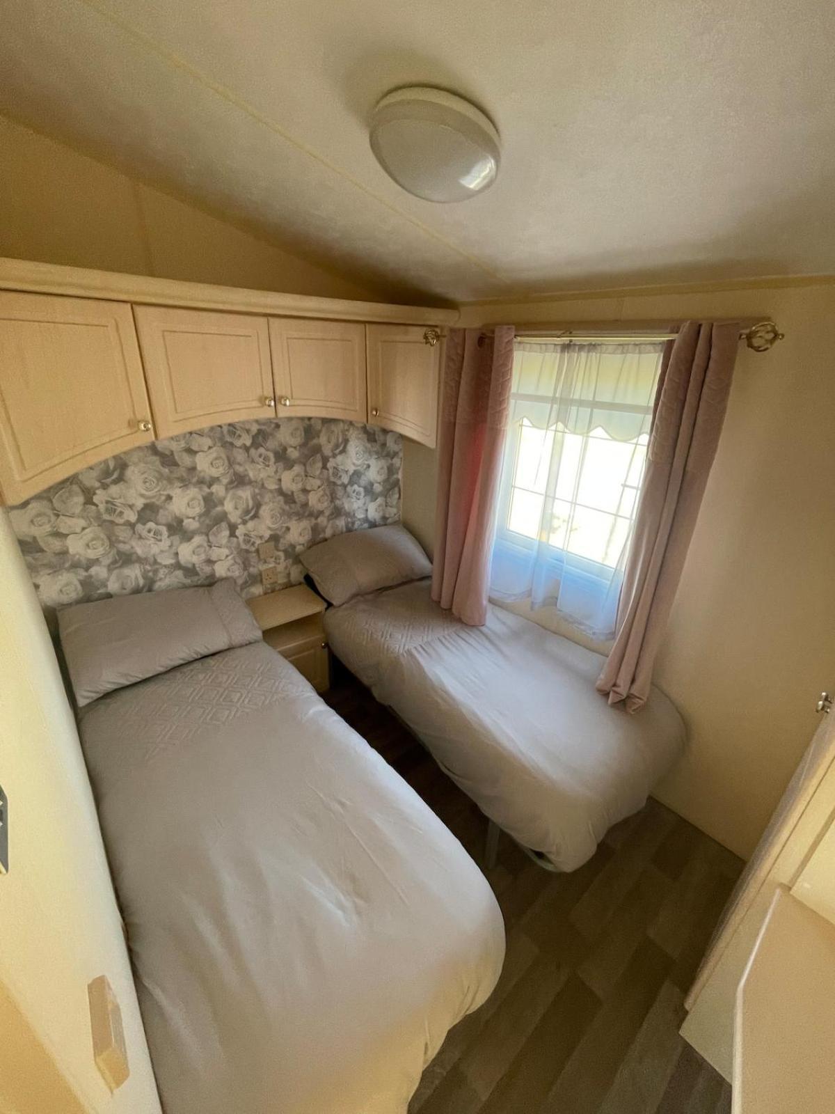 Willerby Granada 2-Bedroom Caravan, Glasgow Uddingston Buitenkant foto
